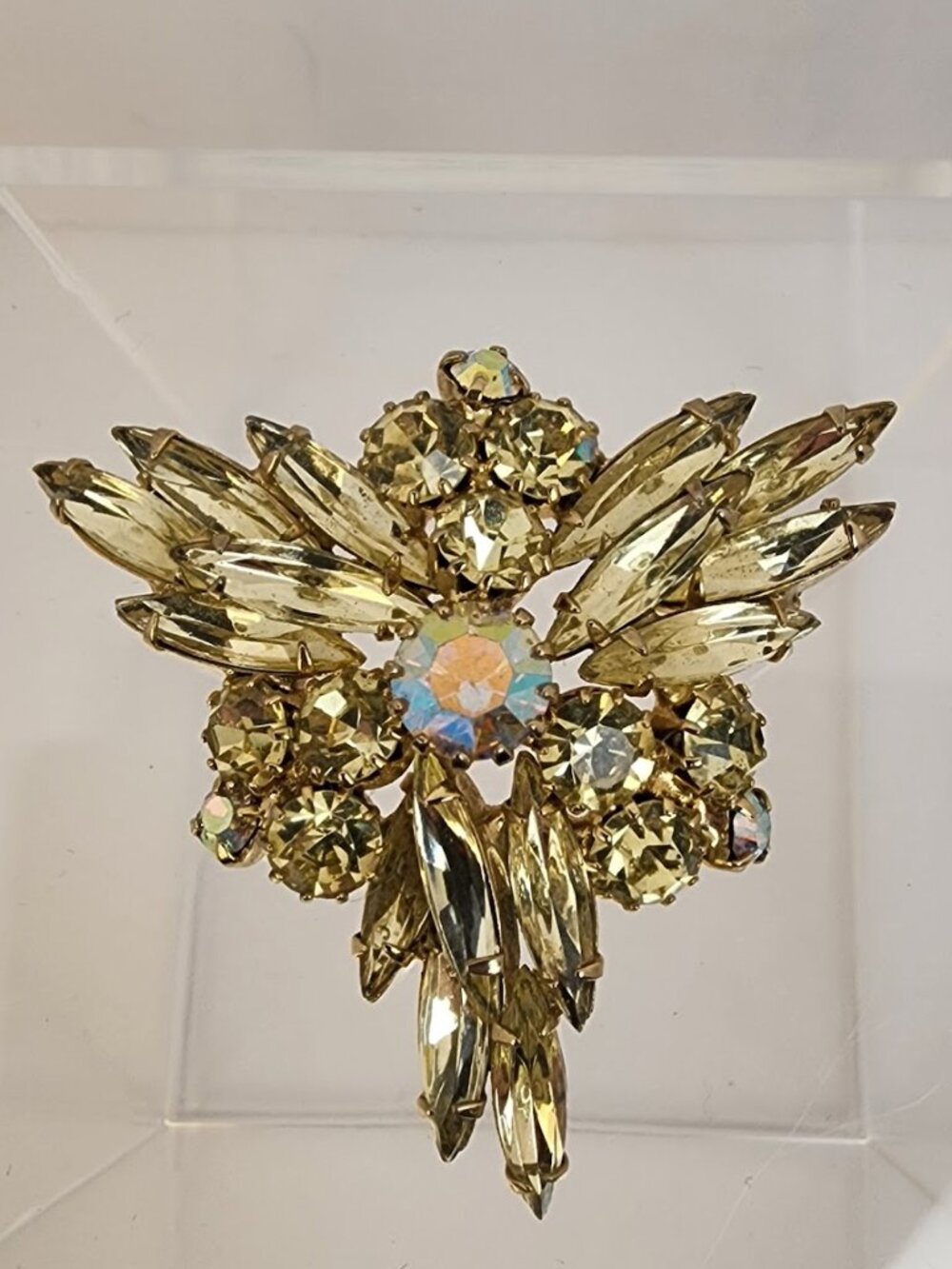Vintage Gold Rhinestone Spray Brooch Pin